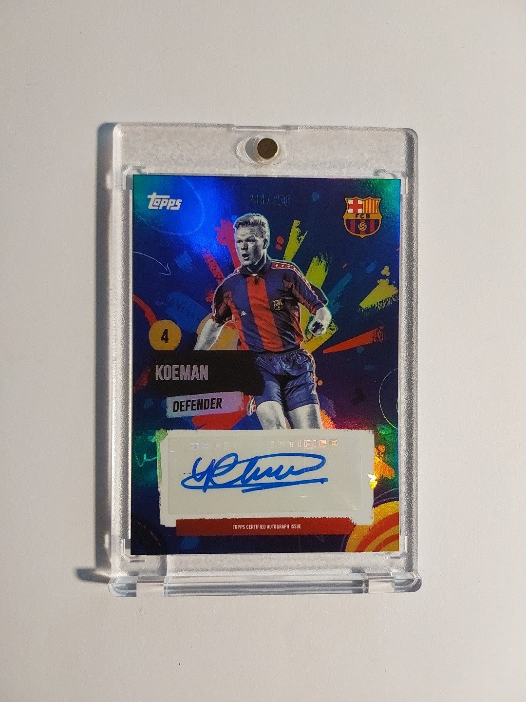 Topps Barcelona Team Set 2024-25 Ronald Koeman Auto Parallel 211/250 Refractor – Bild 1