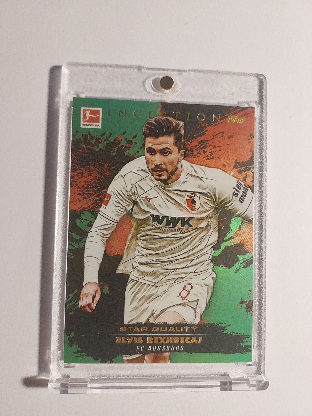 Topps Inception Bundesliga 2024-25 Elvis Rexhbecaj Augsburg Nummeriert 74/75 – Bild 1