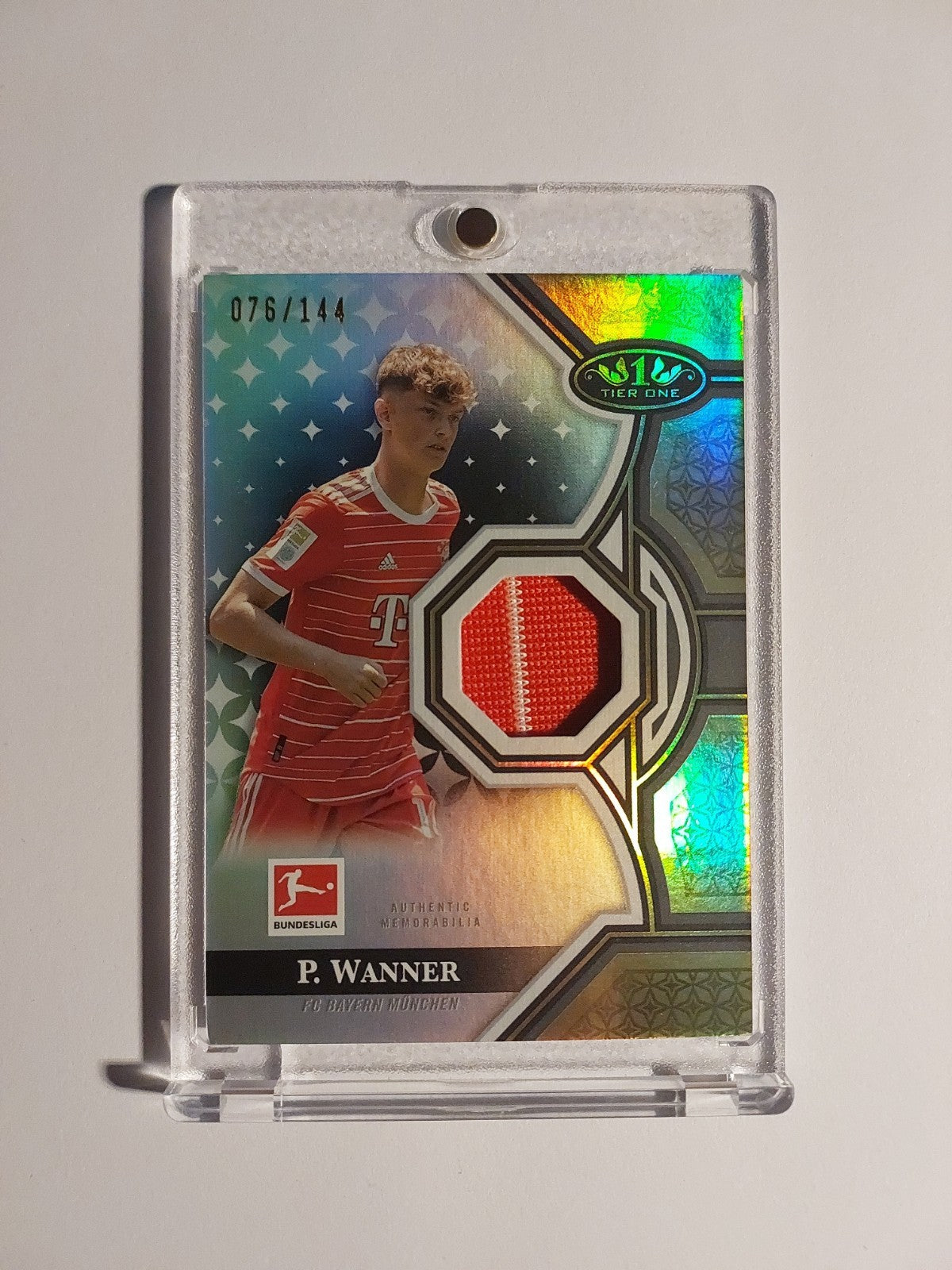 Topps Tier One 2022-23 Paul Wanner Patch Relic Bayern München Parallel 76/144 – Bild 1