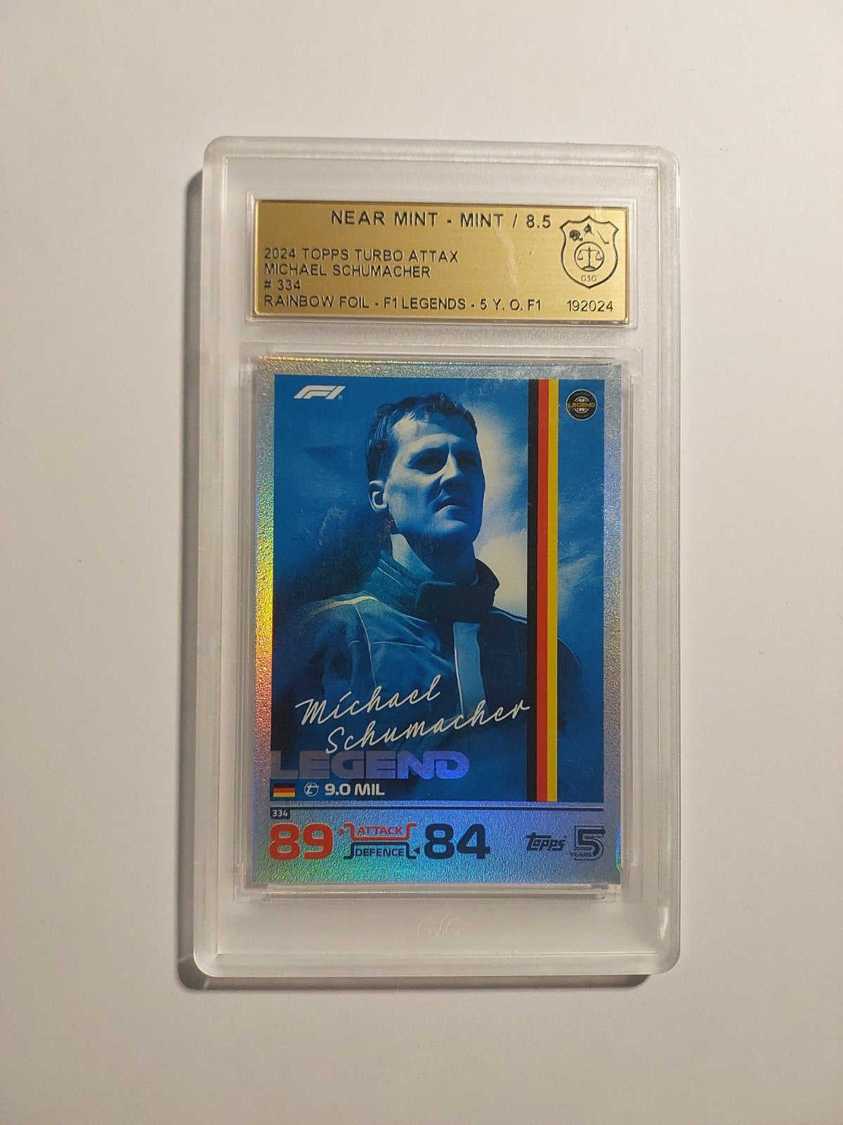 Topps Turbo 2024 Michael Schumacher F1 Legend GSG 8.5 = PSA Rainbow Parallel – Bild 1