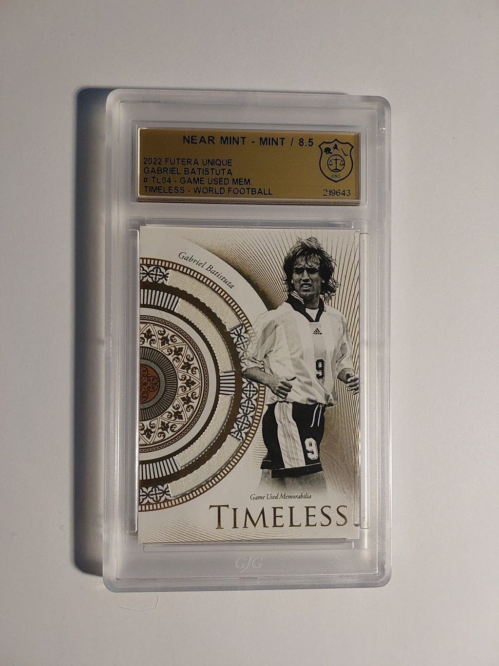 Futera Unique 2022 Gabriel Batistuta Patch Argentinien 15/35 GSG 8.5 = PSA Rare – Bild 1
