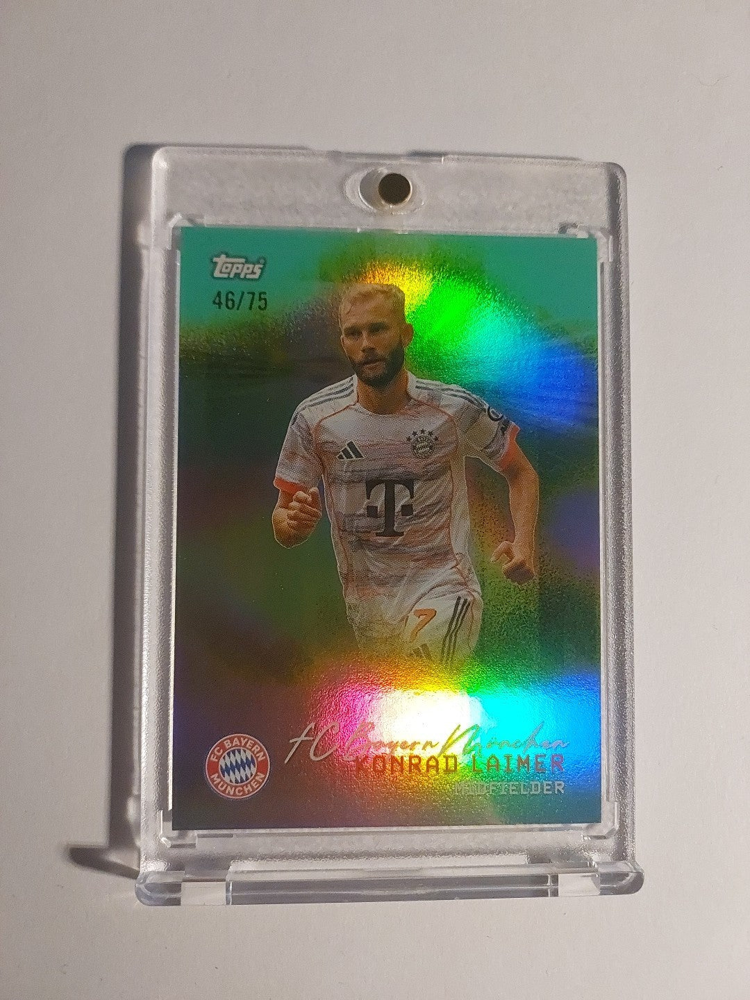 Topps Bayern Team Set 2025-26 Konrad Laimer Parallel 46/75 Refractor Ultra Rare – Bild 1
