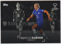 Topps 2022-23 Pernille Harder Chelsea FC UEFA Women's Champions League Parallel – Bild 1