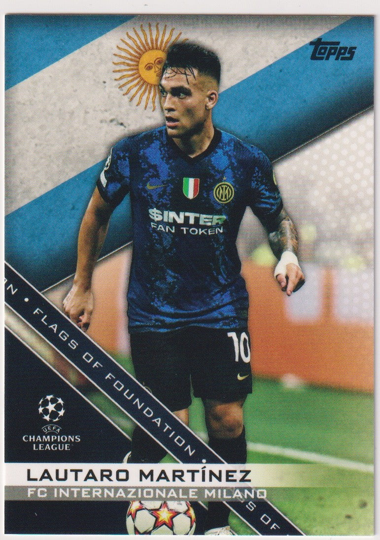 Topps Flags of 2021-22 Lautaro Martínez FC Internazionale Milano Parallel – Bild 1