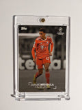 Topps UCC 2022-23 Jamal Musiala Bayern München Parallel Ultra Rare Hit – Bild 1