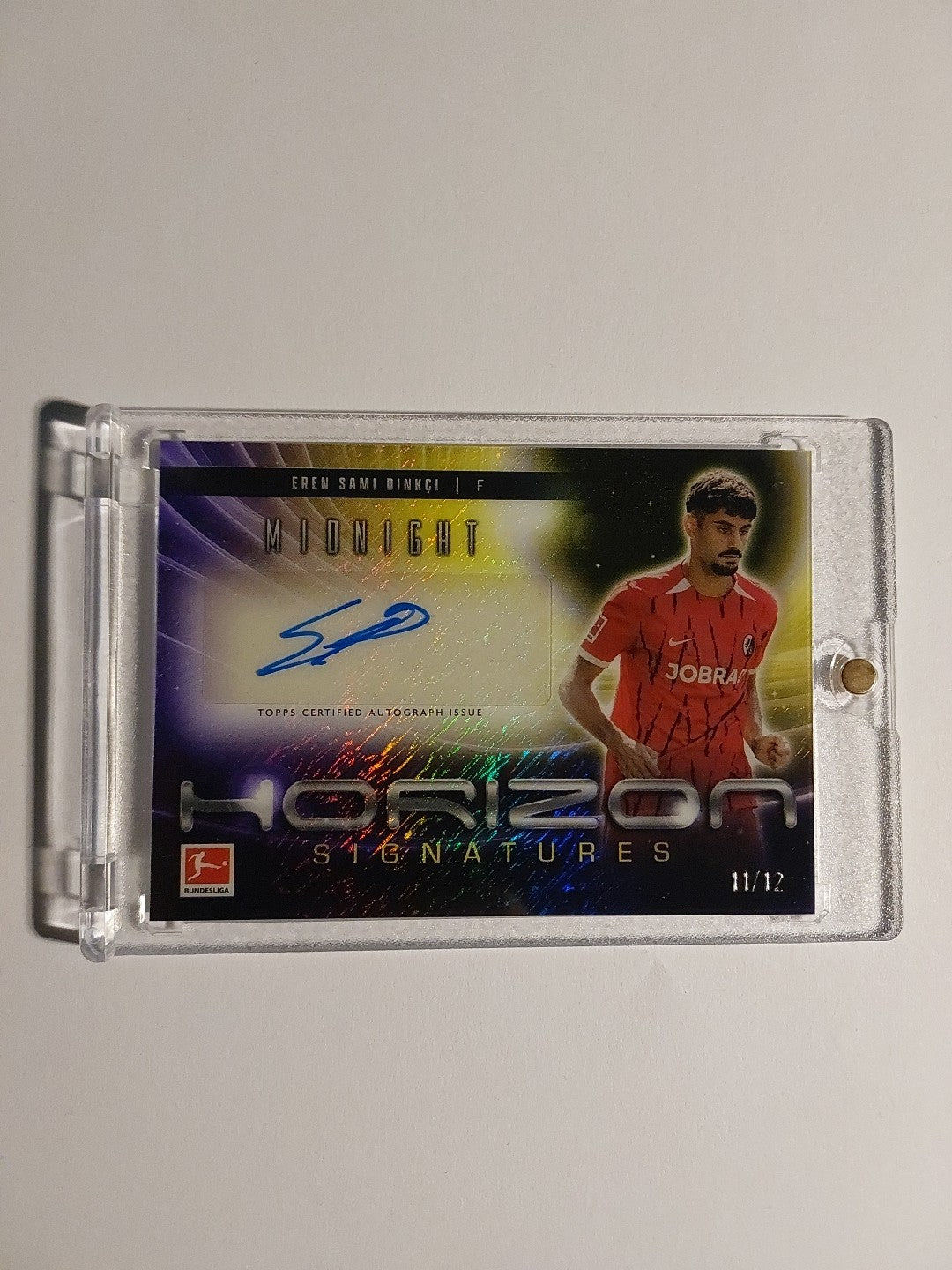 Topps Midnight Bundesliga 2024-25 Eren Sami Dinkci Auto Freiburg Parallel 11/12 – Bild 1