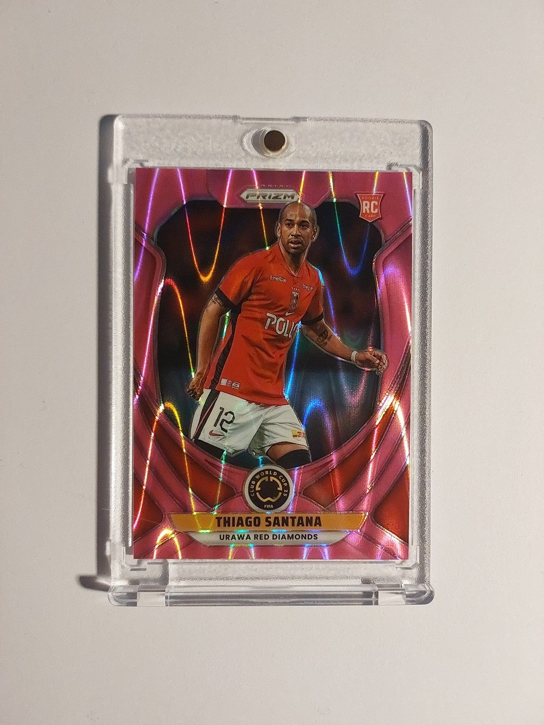 Panini Prizm Club WC 2025 Thiago Santana Urawa Red Diamonds Parallel 57/299 RC – Bild 1
