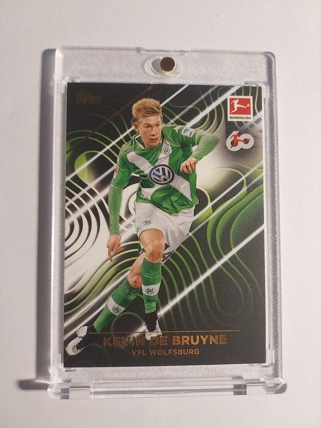 Topps 60 Jahre Bundesliga 2023-24 Kevin De Bruyne Wolfsburg Parallel Rare Hit – Bild 1