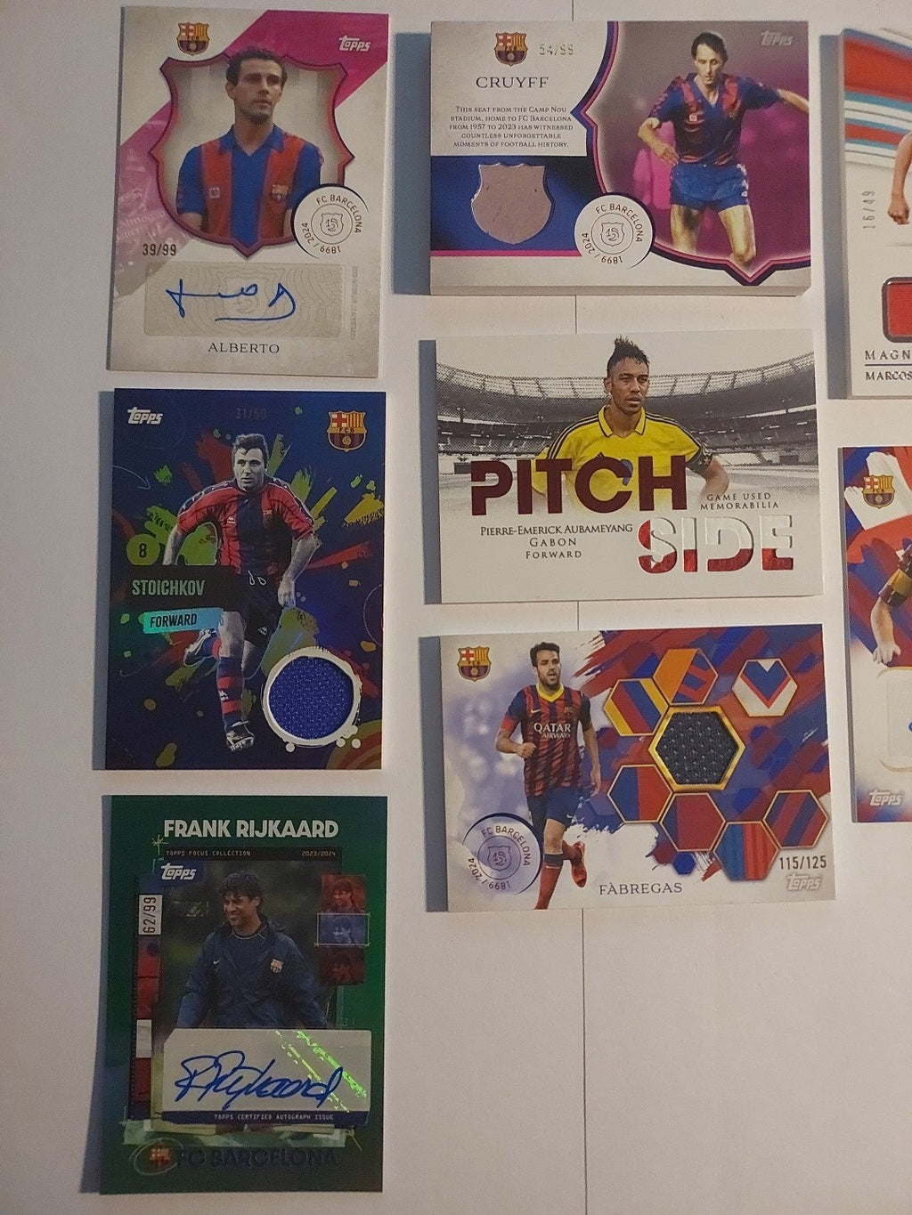Topps Fußball Loot 10 Karte + 1× Garantiert NUMBERED oder PATCH oder AUTO – Bild 1