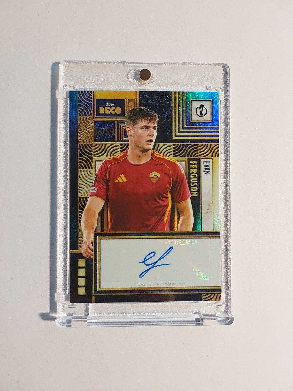 Topps UCC Deco 2025-26 Evan Ferguson Auto AS Roma Parallel 68/99 Refractor Rare – Bild 1