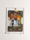 Topps UCC Deco 2025-26 Jonathan David Juventus Turin Parallel 9/25 Refractor Hit – Bild 1