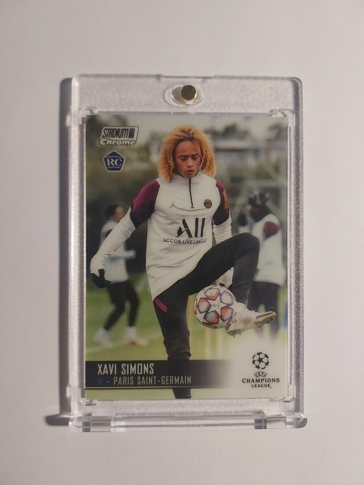 Topps UCC Chrome 2020-21 Xavi Simons Rookie Paris Saint-Germain Parallel Rare – Bild 1