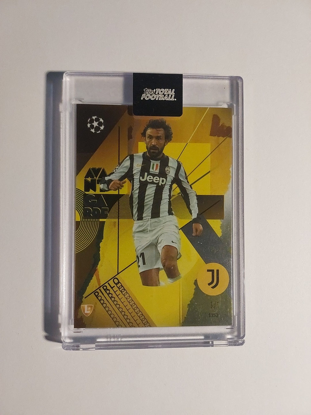 Topps Total Football 2024-25 Andrea Pirlo Juventus Parallel 1/1 OVP Inkl. Case! – Bild 1