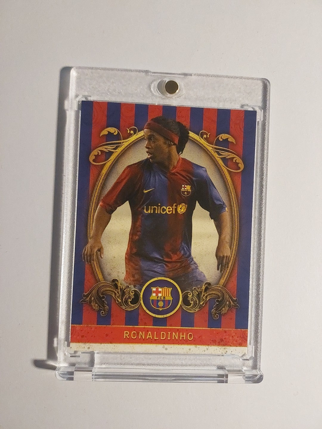Topps Barcelona Team Set 2023-24 Ronaldinho Brasilien Parallel Ultra Rare Hit – Bild 1