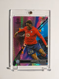 Topps Finest 2021-22 Amadou Onana Rookie LOSC Lille Parallel 106/125 Refractor – Bild 1