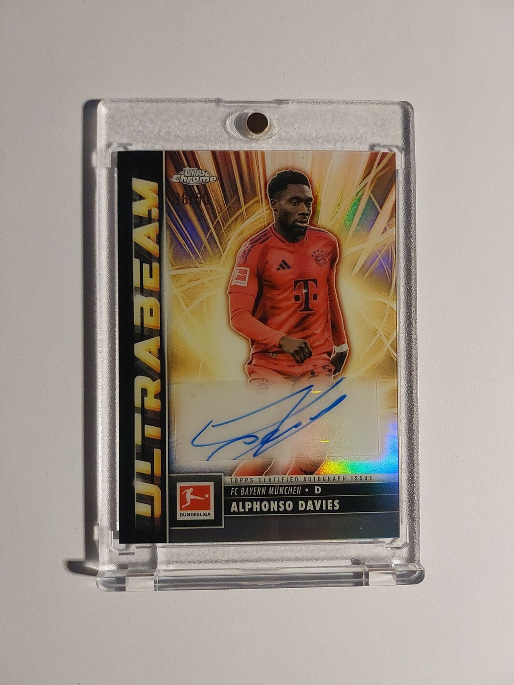 Topps Chrome 2024-25 Alphonso Davies Auto Bayern München Parallel 36/50 Rare Hit – Bild 1