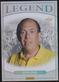 Panini PDC World Championship 2026 John Lowe "Old Stoneface" Refractor Parallel – Bild 1