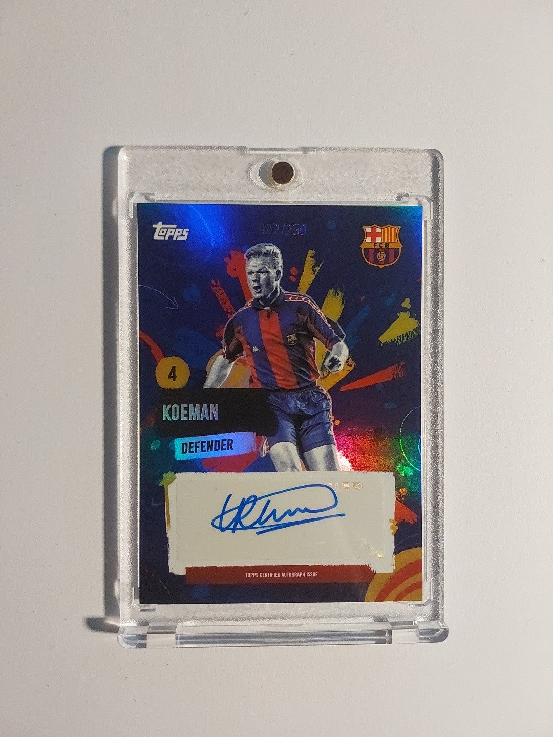 Topps Barcelona Team Set 2024-25 Ronald Koeman Auto Parallel 82/250 Refractor – Bild 1