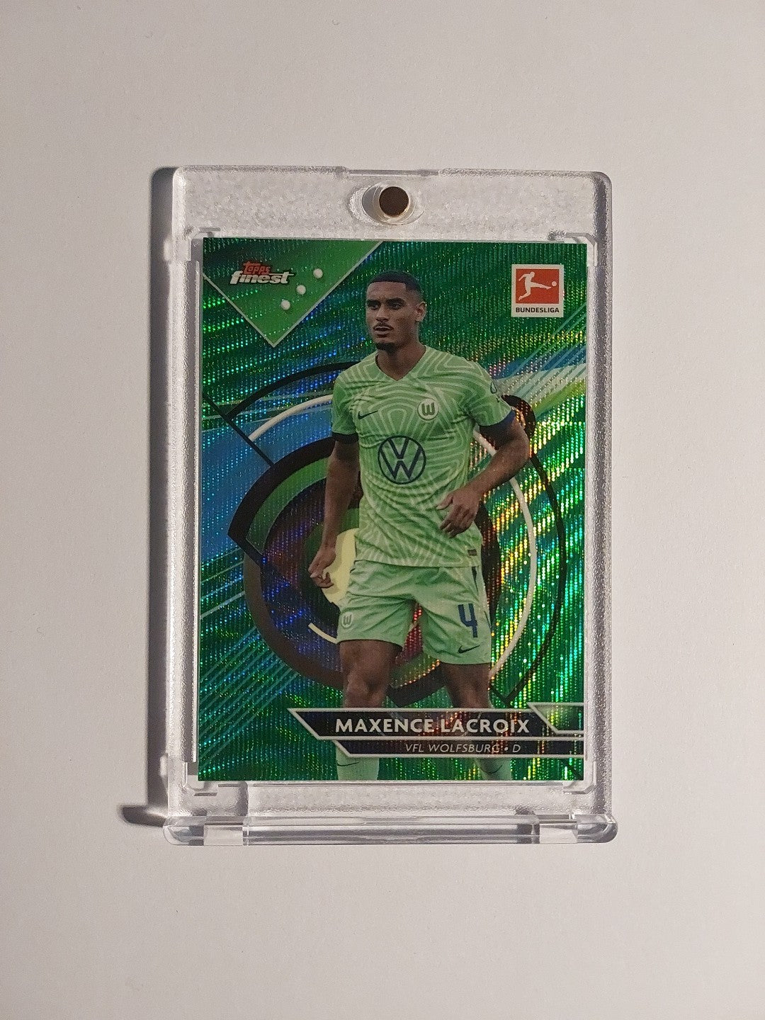 Topps Finest Bundesliga 2022-23 Maxence Lacroix VfL Wolfsburg Parallel 84/99 Hit – Bild 1