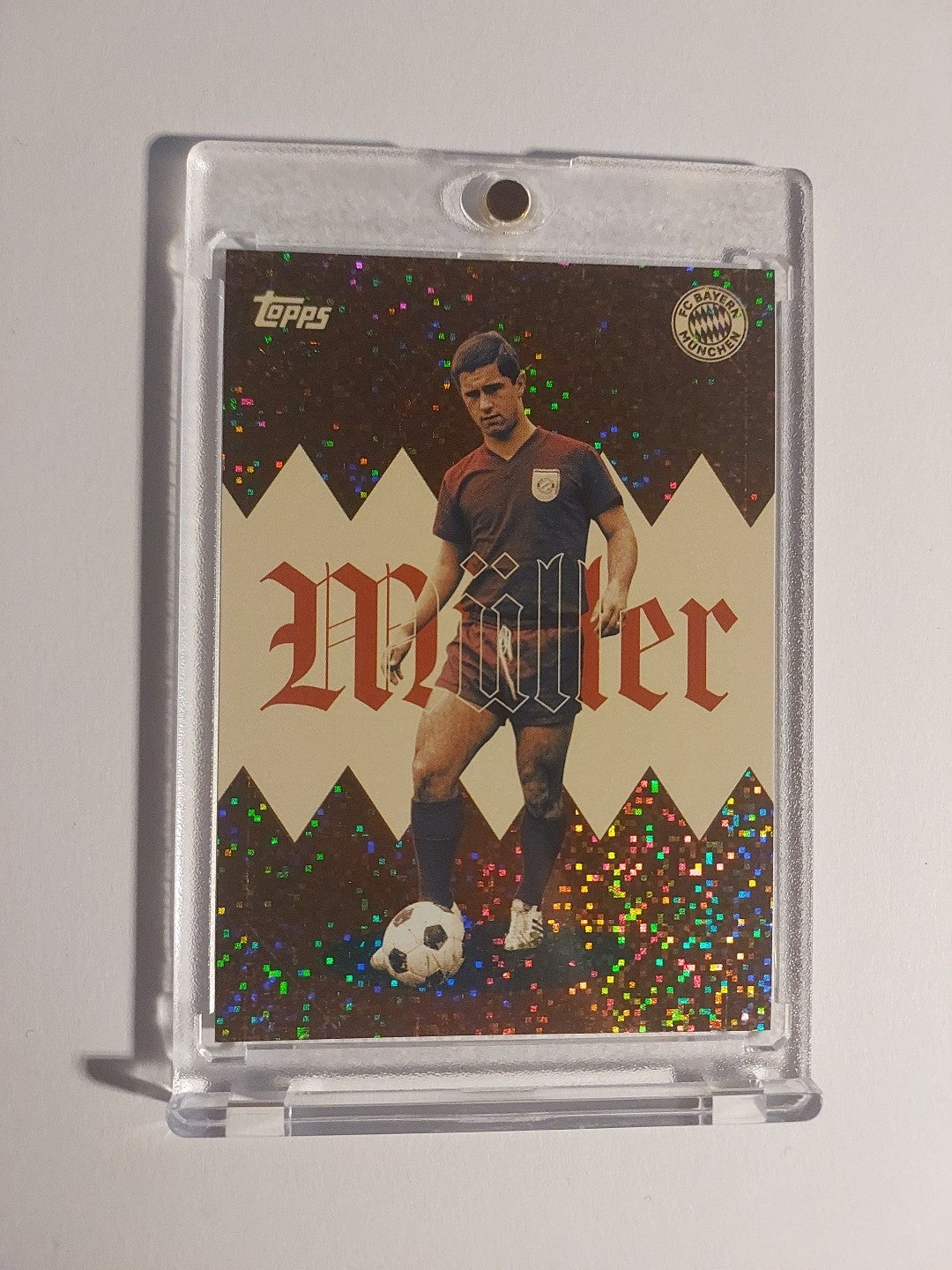 Topps Bayern Team Set 2025-26 Gerd Müller Parallel 67/75 Refractor Ultra Rare – Bild 1