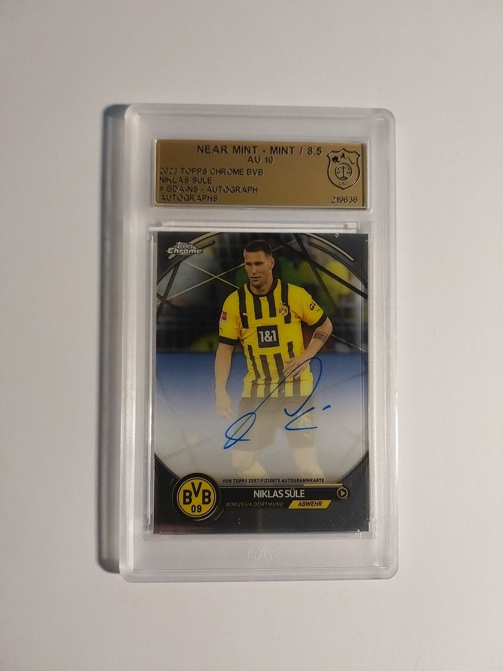 Topps Chrome BVB 2022-23 Niklas Süle On Card Auto Parallel 69/75 GSG 8.5 = PSA – Bild 1