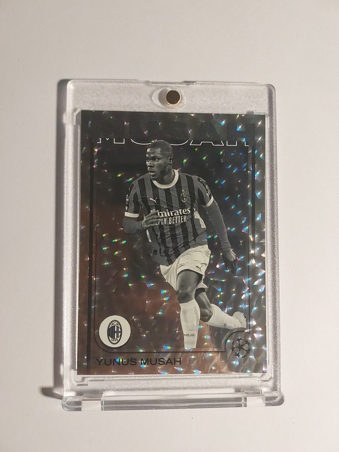 Topps UCC Flagship 2024-25 Yunus Musah AC Mailand Nummeriert 25/150 Parallel – Bild 1