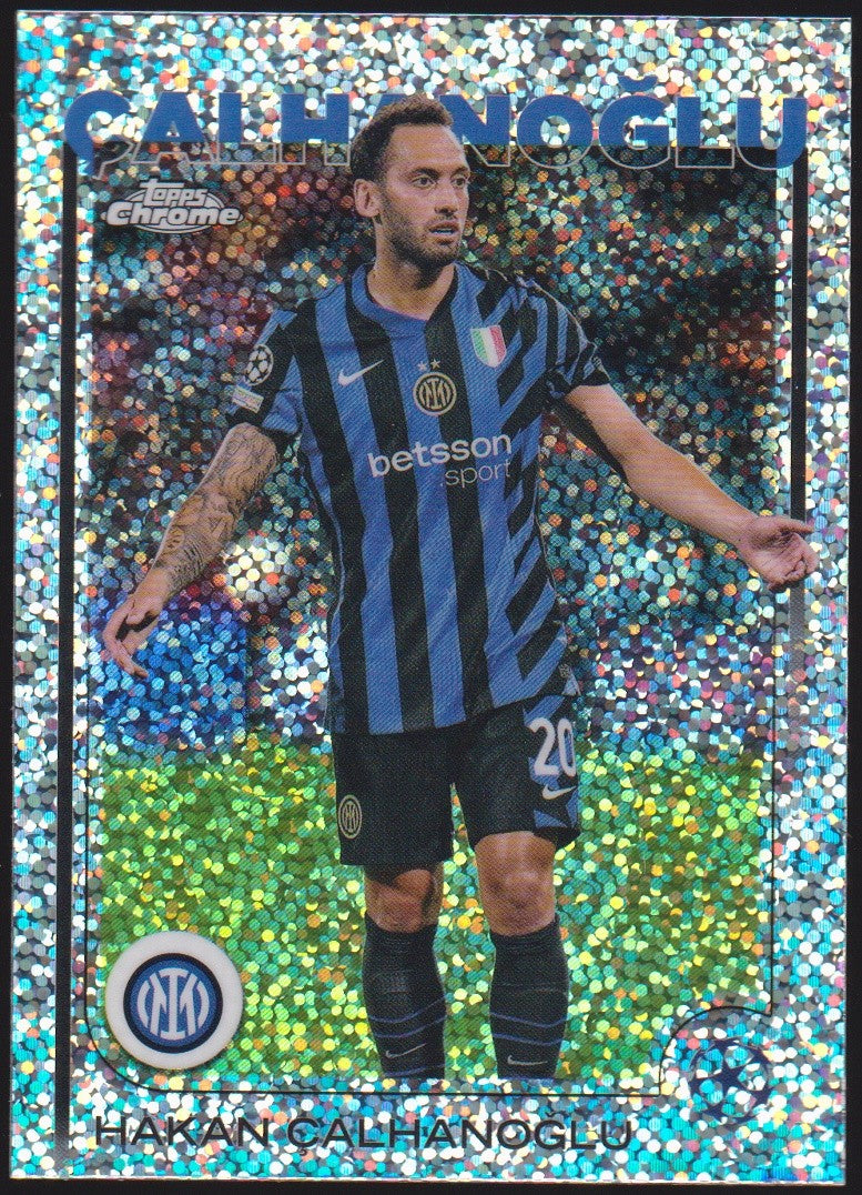 Topps Chrome 2024-25 Hakan Calhanoglu FC Internazionale Milano Parallel Nr. 165 – Bild 1