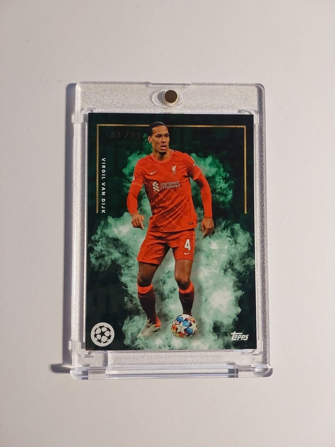 Topps UCC 2021-22 Virgil Van Dijk Liverpool Green Parallel 83/99 Ultra Rare Hit – Bild 1