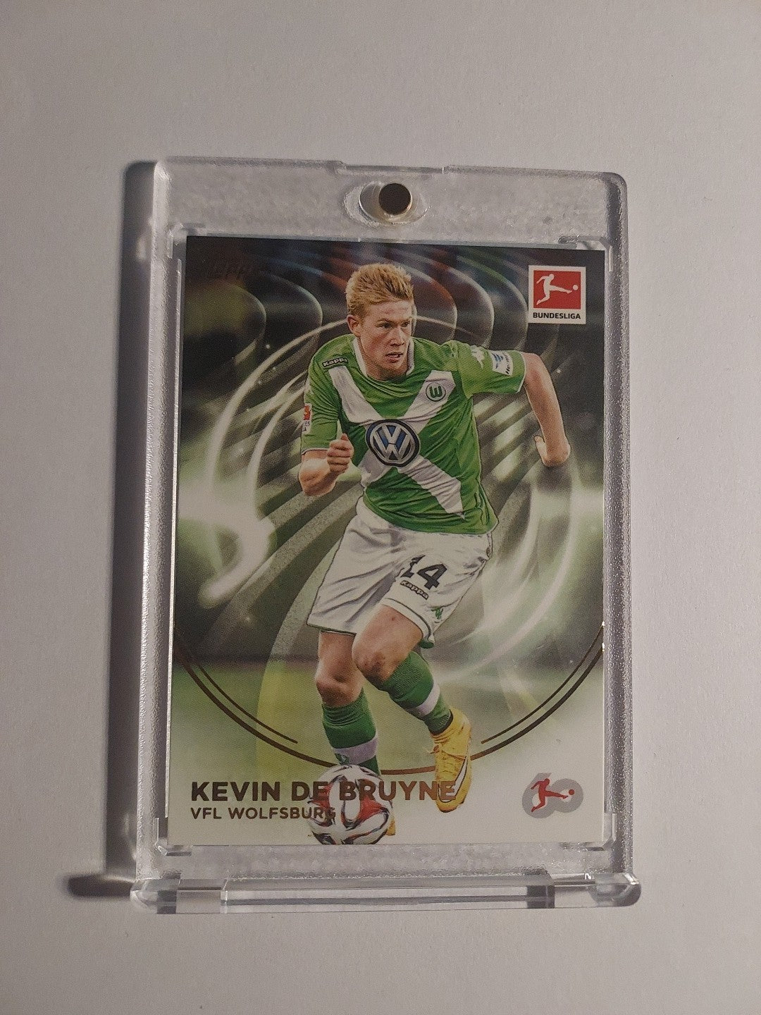 Topps 60 Jahre Bundesliga 2023-24 Kevin De Bruyne Wolfsburg Parallel Rare Hit – Bild 1