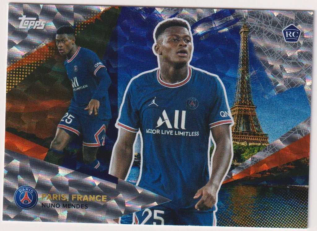 Topps 2021-22 Nuno Mendes Rookie Paris Saint-Germain Parallel Refractor – Bild 1
