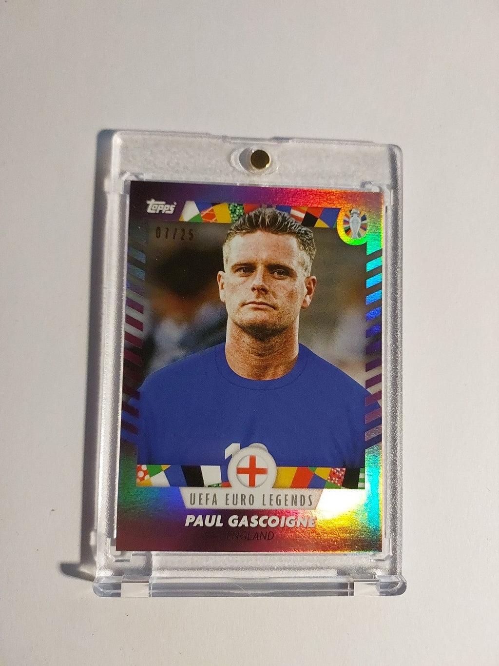 Topps Platinum Curated Euro 2024 Paul Gascoigne England Parallel 7/25 Refractor – Bild 1