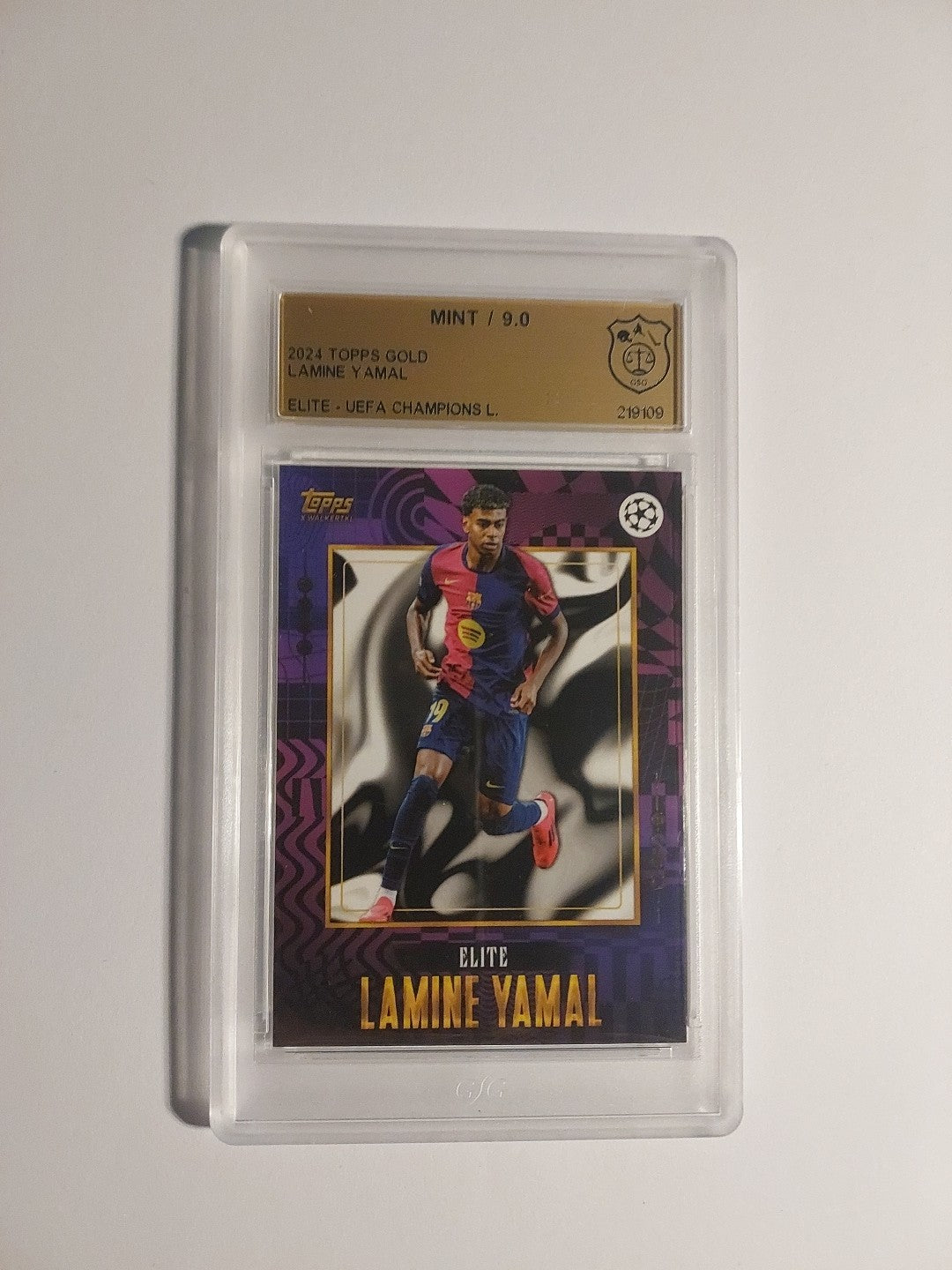Topps UCC Gold 2024-25 Lamine Yamal Barcelona Elite Parallel GSG 9.0 = PSA BGS – Bild 1