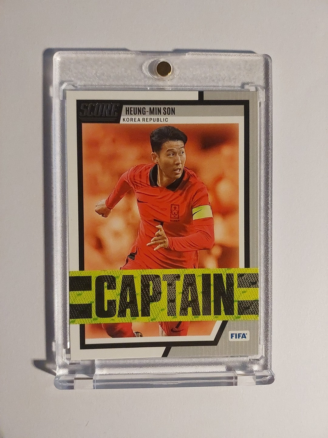 Panini Score 2022-23 Heung Min Son Südkorea Captain Parallel Ultra Rare Hit – Bild 1