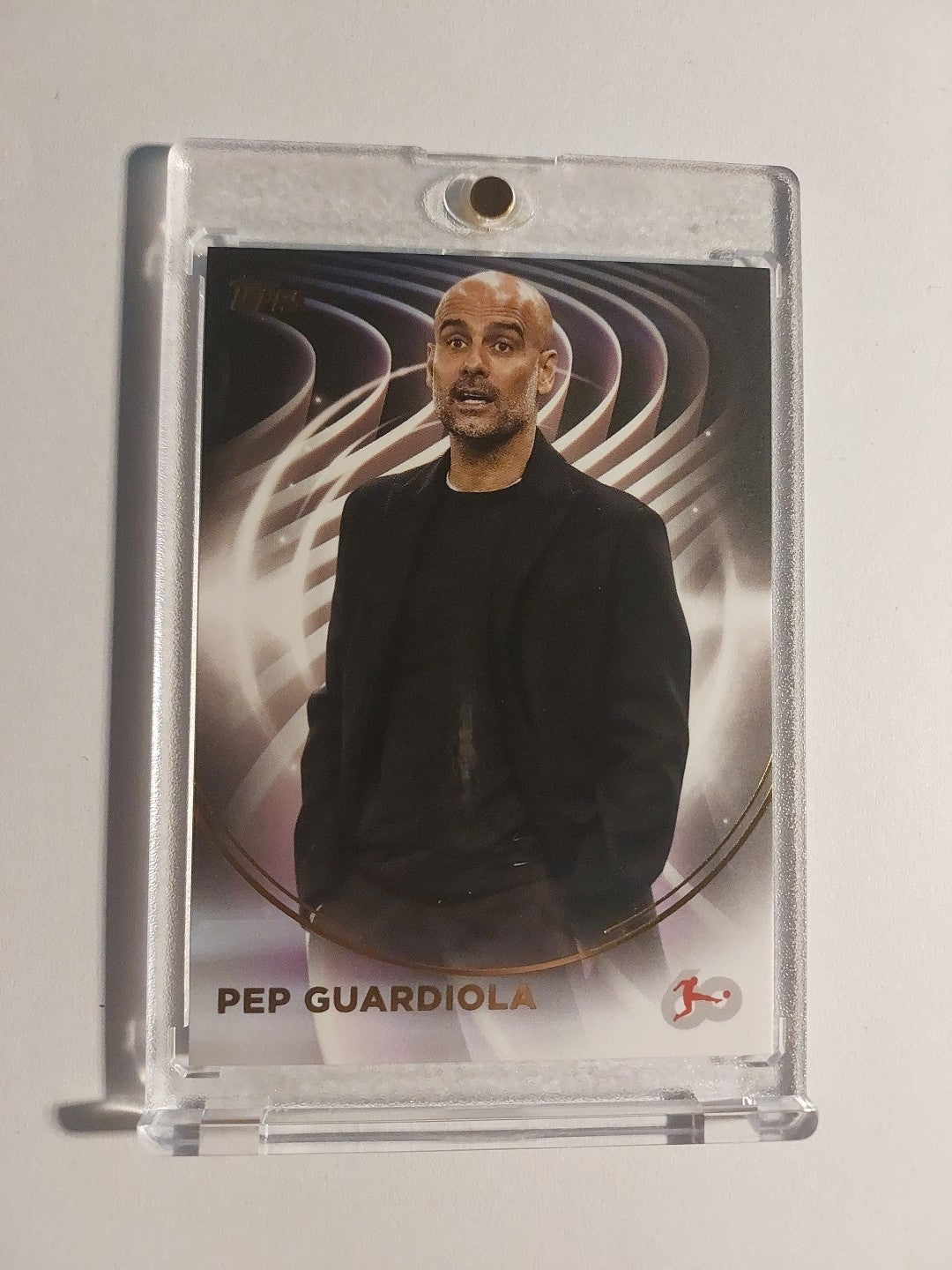 Topps 60 Jahre Bundesliga 2023-24 Pep Guardiola Bayern München Parallel Rare Hit – Bild 1
