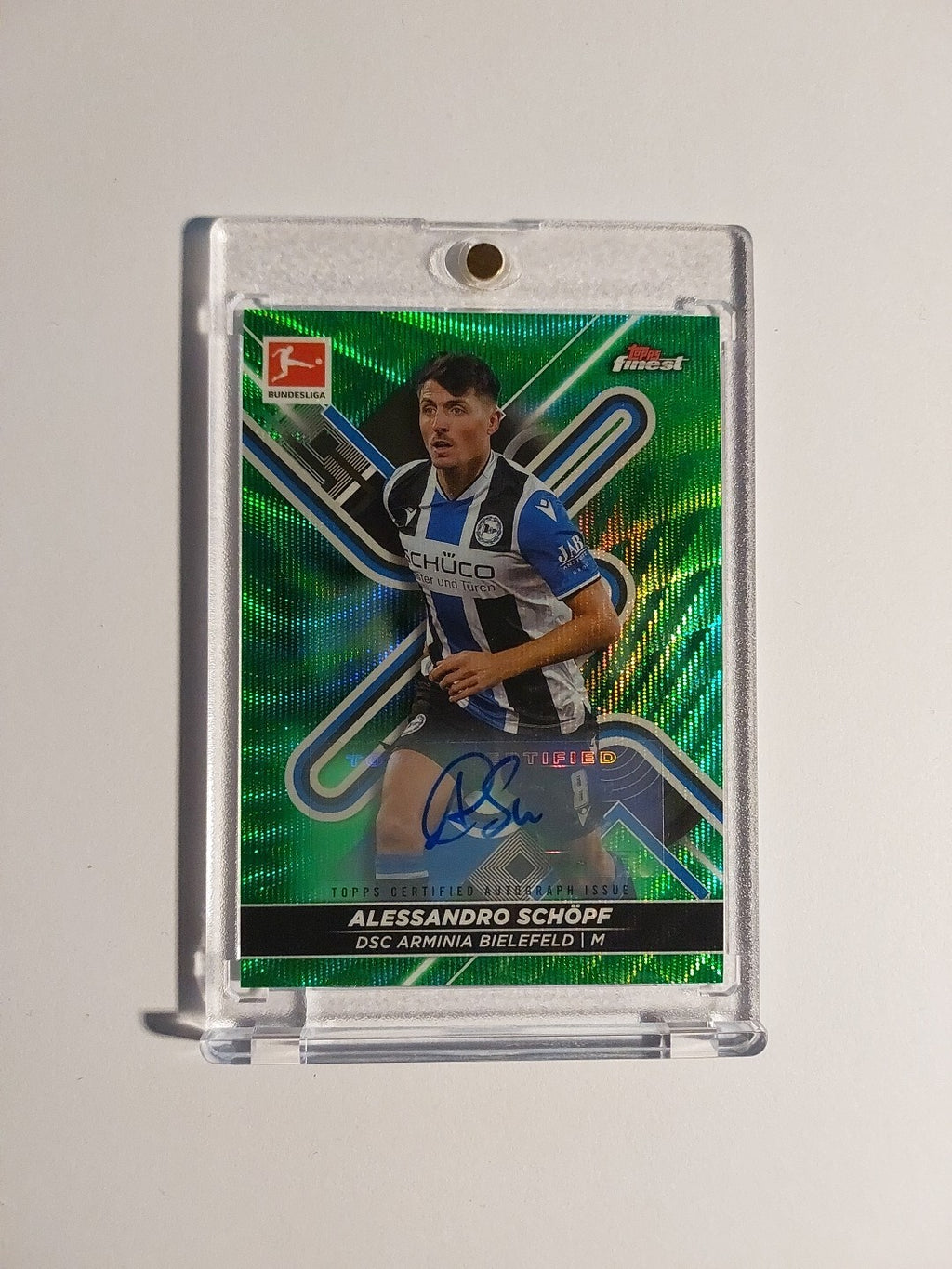 Topps Finest Bundesliga 2021-22 Alessandro Schöpf Auto Bielefeld Parallel 1/30 – Bild 1