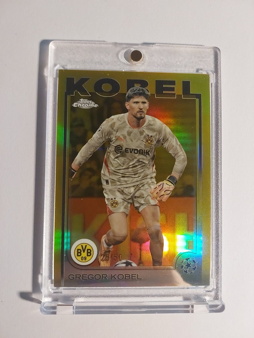 Topps Flagship 2024-25 Gregor Kobel Dortmund Parallel 25/50 Refractor Ultra Rare – Bild 1