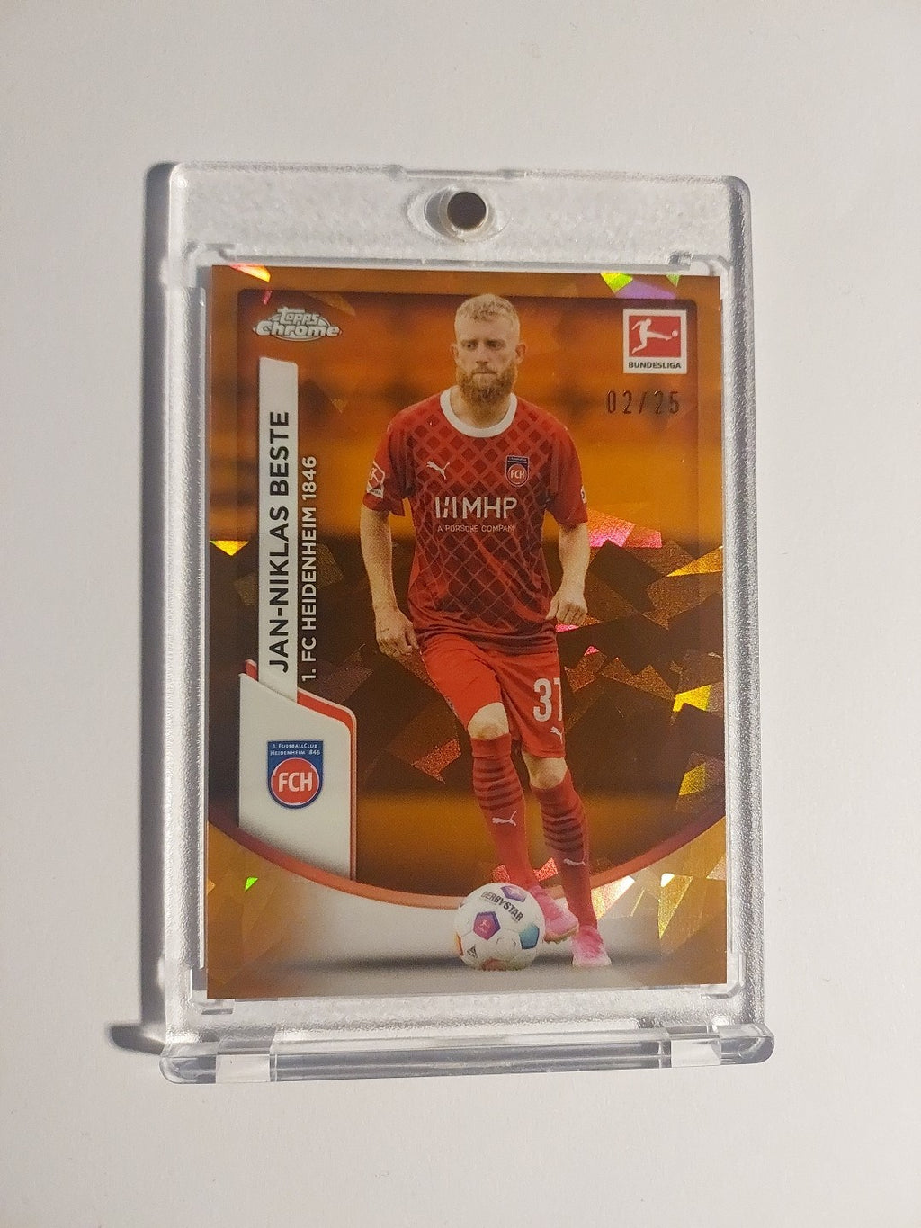 Topps Chrome 2024-25 Jan-Niklas Beste Heidenheim Parallel 2/25 Refractor Rare – Bild 1