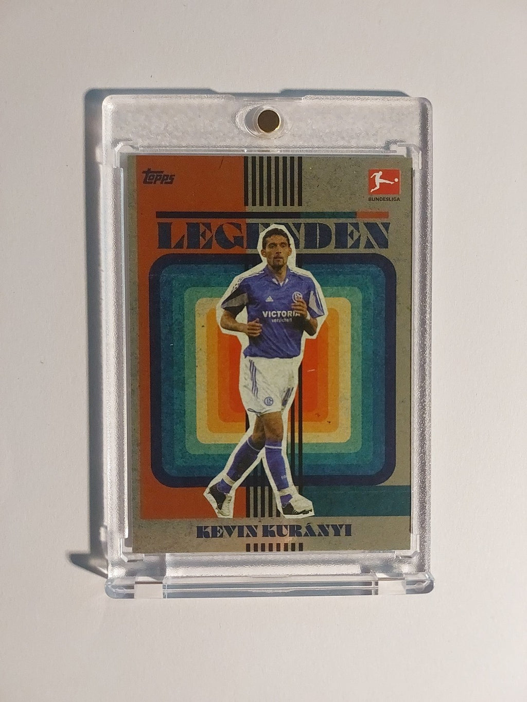 Topps Matthäus Curated 2023-24 Kevin Kuranyi Schalke Parallel Insert Ultra Rare – Bild 1