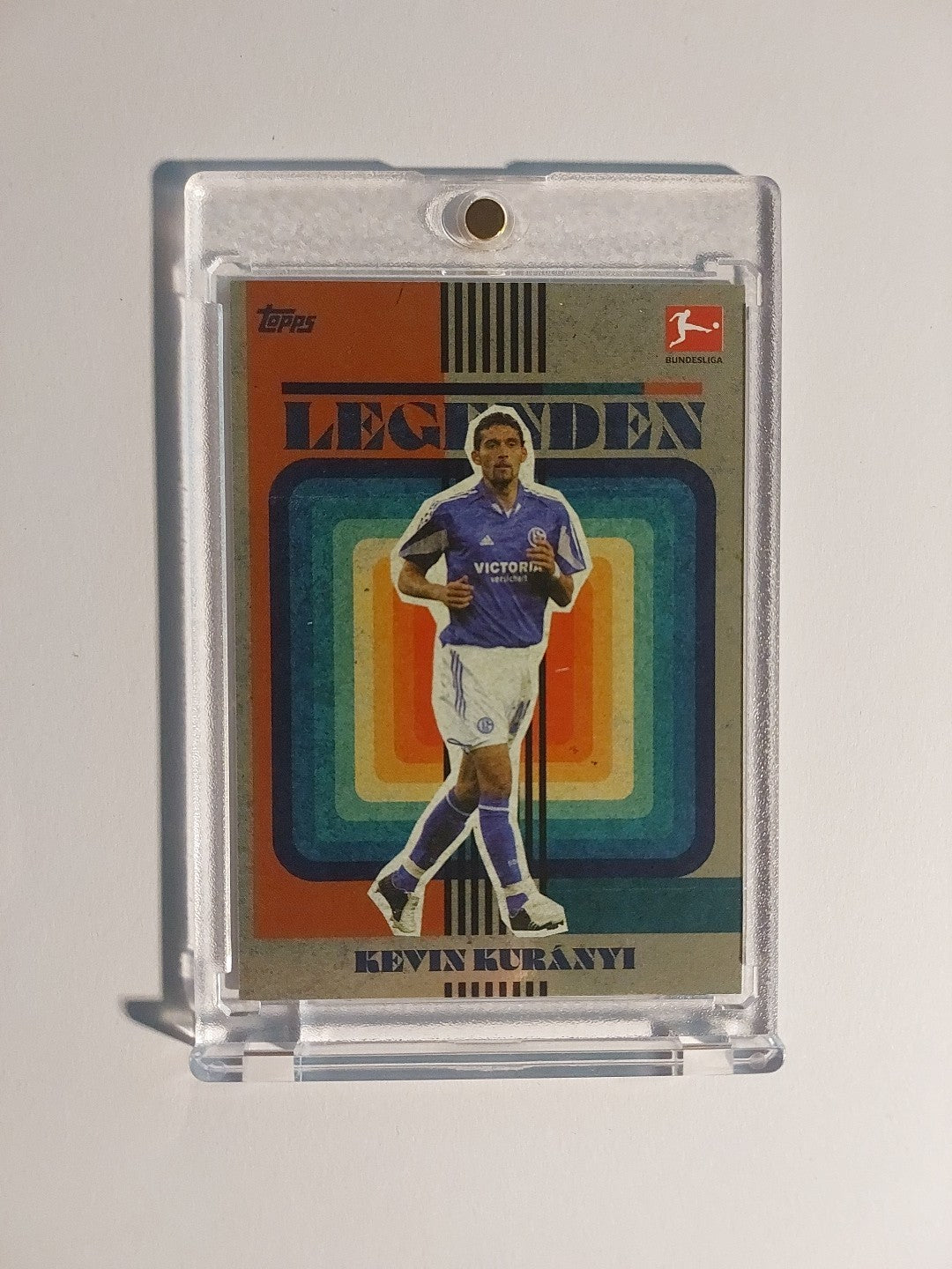 Topps Matthäus Curated 2023-24 Kevin Kuranyi Schalke Parallel Insert Ultra Rare – Bild 1