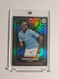 Topps Deco 2023-24 Victor Osimhen SSC Napoli Nummeriert 17/99 Parallel Refractor – Bild 1