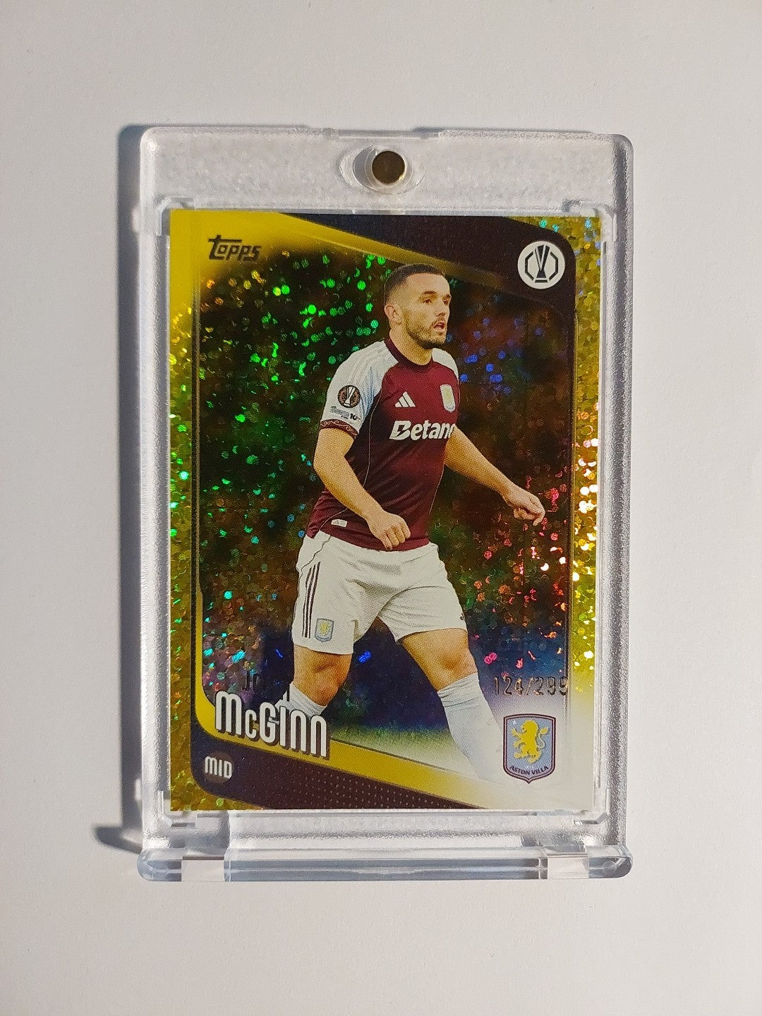 Topps UCC Flagship 2025-26 John McGinn Aston Villa Parallel 124/299 Refractor – Bild 1