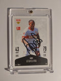 Topps Bundesliga 2024-25 Jamie Leweling VFB Stuttgart (On Card Auto) – Bild 1