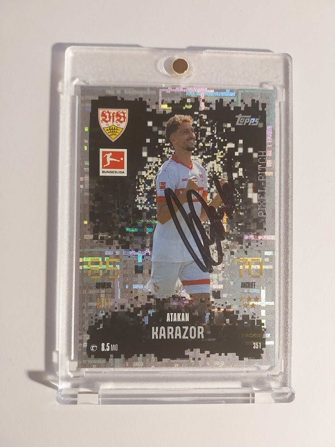 Topps Bundesliga 2024-25 Atakan Karazor VFB Stuttgart (On Card Auto) – Bild 1