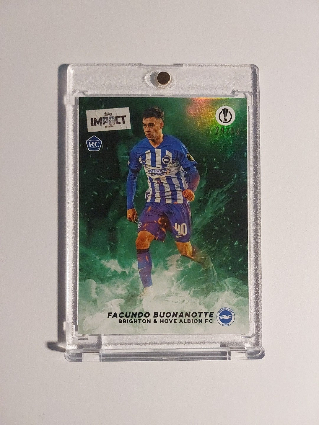 Topps Impact 2023-24 Facundo Buonanotte Brighton & Hove Albion Parallel 29/99 RC – Bild 1