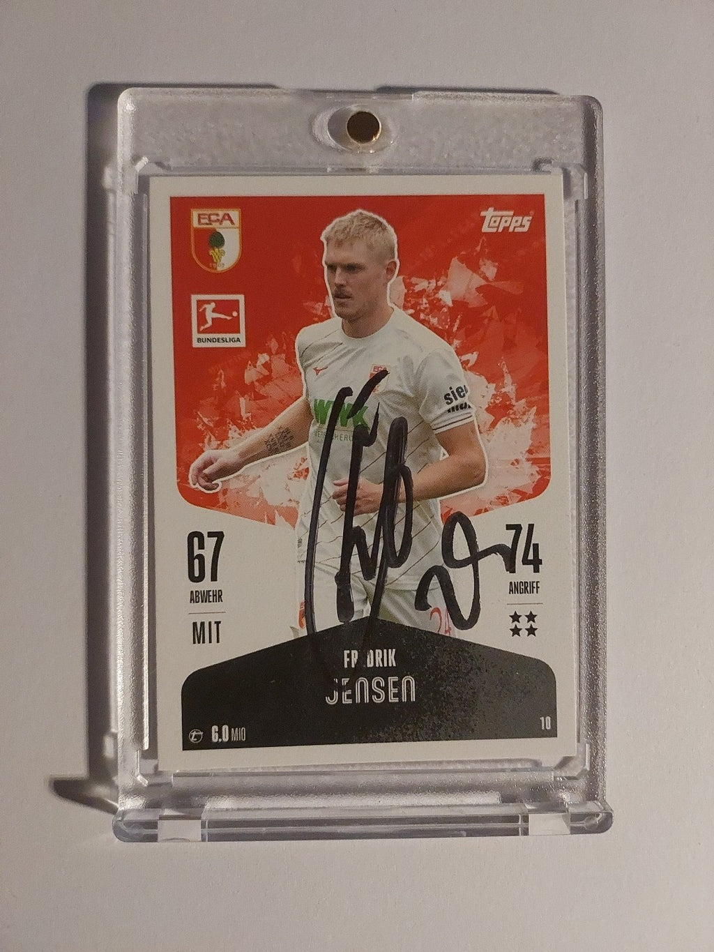 Topps Bundesliga 2024-25 Fredrik Jensen FC Augsburg (On Card Auto) – Bild 1
