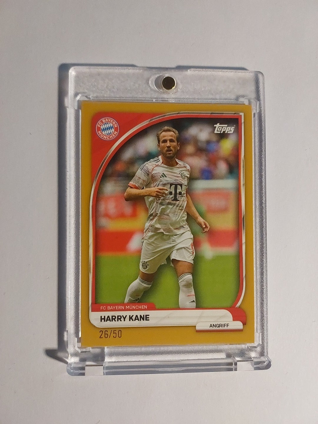 Topps Bayern München Tin Collector 2025-26 Harry Kane Parallel 26/50 Ultra Rare – Bild 1