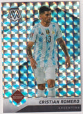 Panini Mosaic FIFA Road to World Cup™ 2021-22 Cristian Romero Argentina Parallel – Bild 1