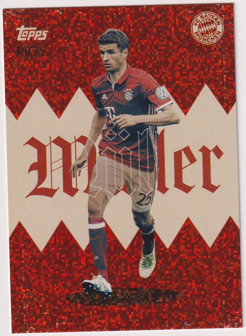Topps 2024-25 Thomas Müller FC Bayern München Parallel 19/25 Red Refractor – Bild 1