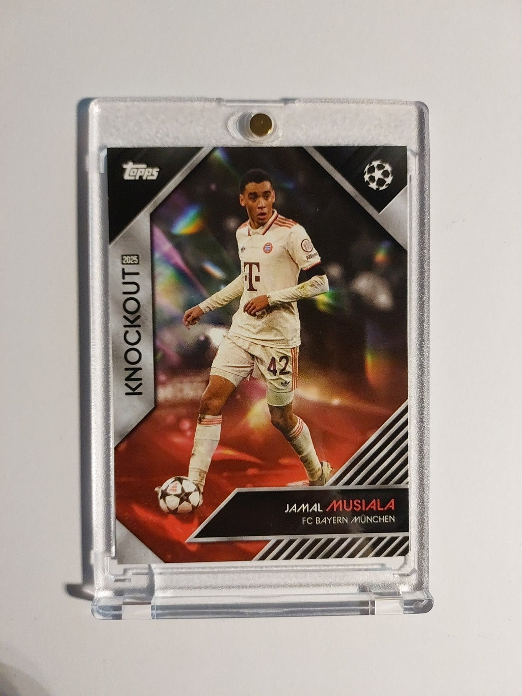 Topps UCC Knockout 2024-25 Jamal Musiala Bayern München Parallel Ultra Rare Hit – Bild 1