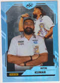 Panini PDC World Championship 2026 Nitin Kumar Refractor Parallel – Bild 1